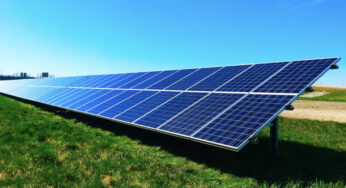 Solar and wind power in the US surpass coal for the first time